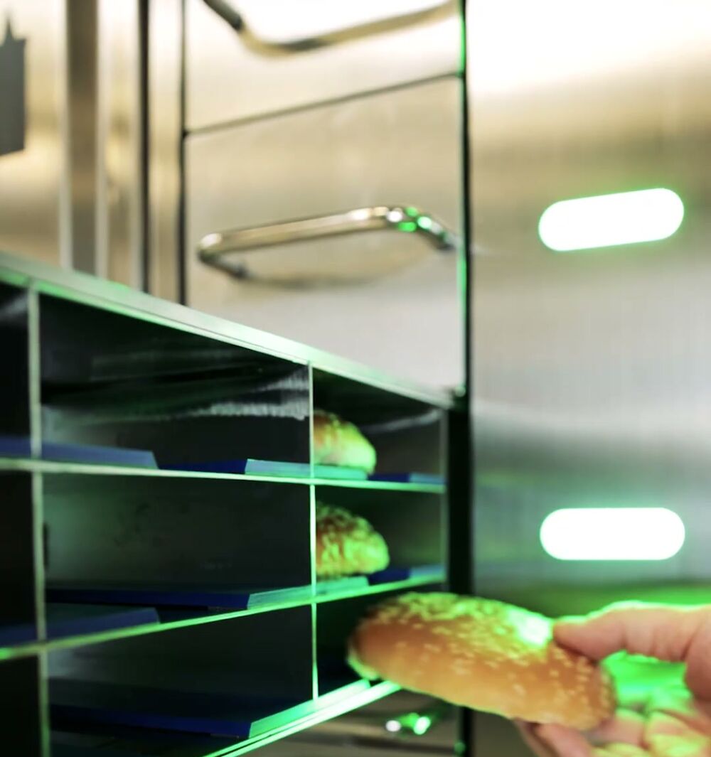 The FABAL line placing a toasted bun during assembly